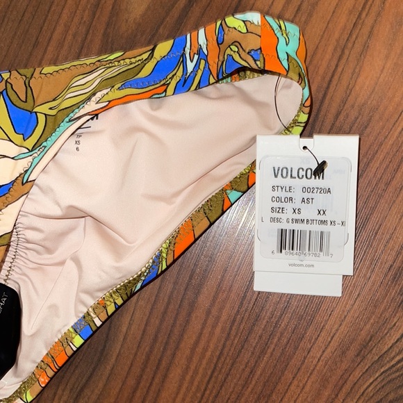 Volcom Bikini Bottoms - Picture 6 of 6